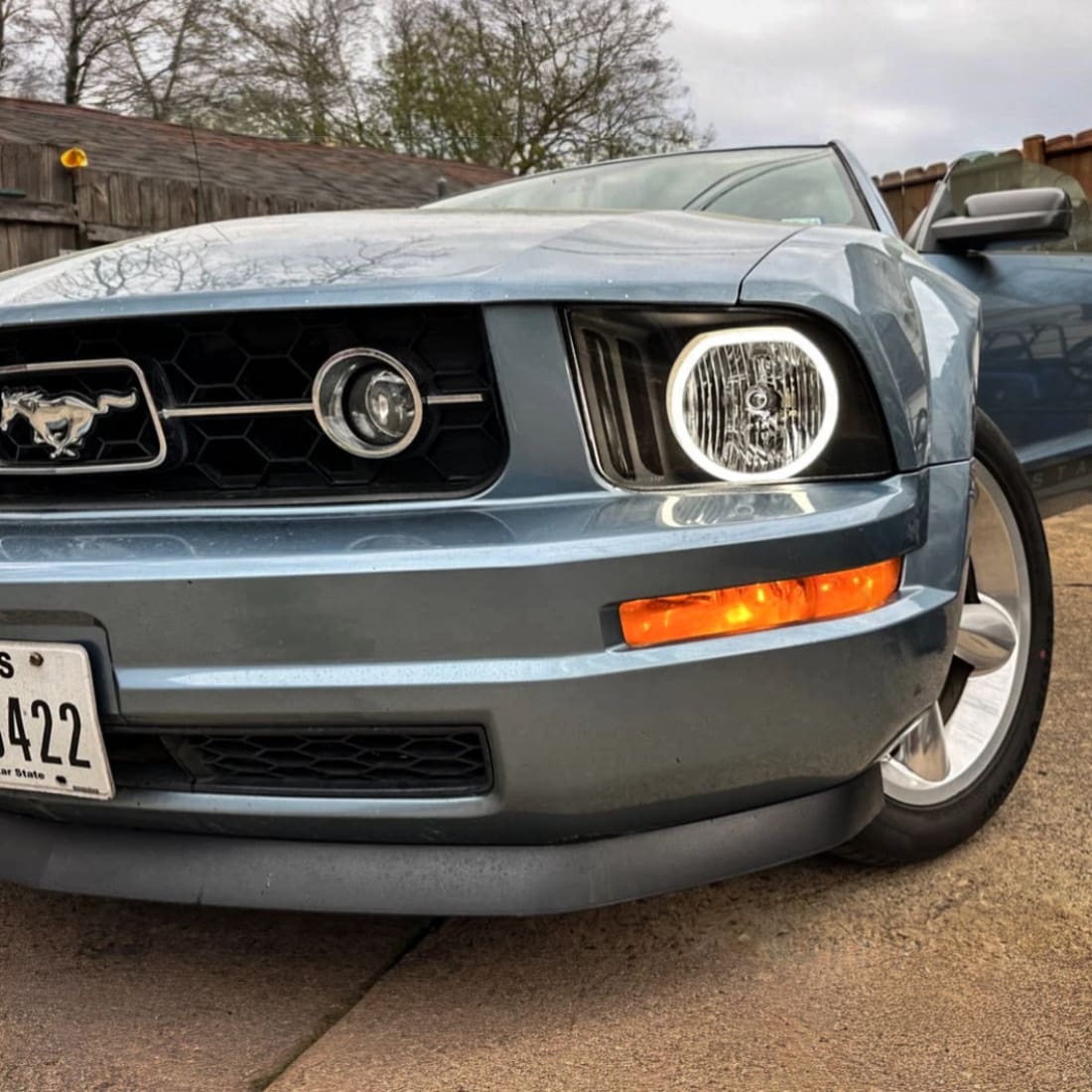 2005–2009 Mustang LED Halo Headlights (OE Style Black Housing/Clear Lens)